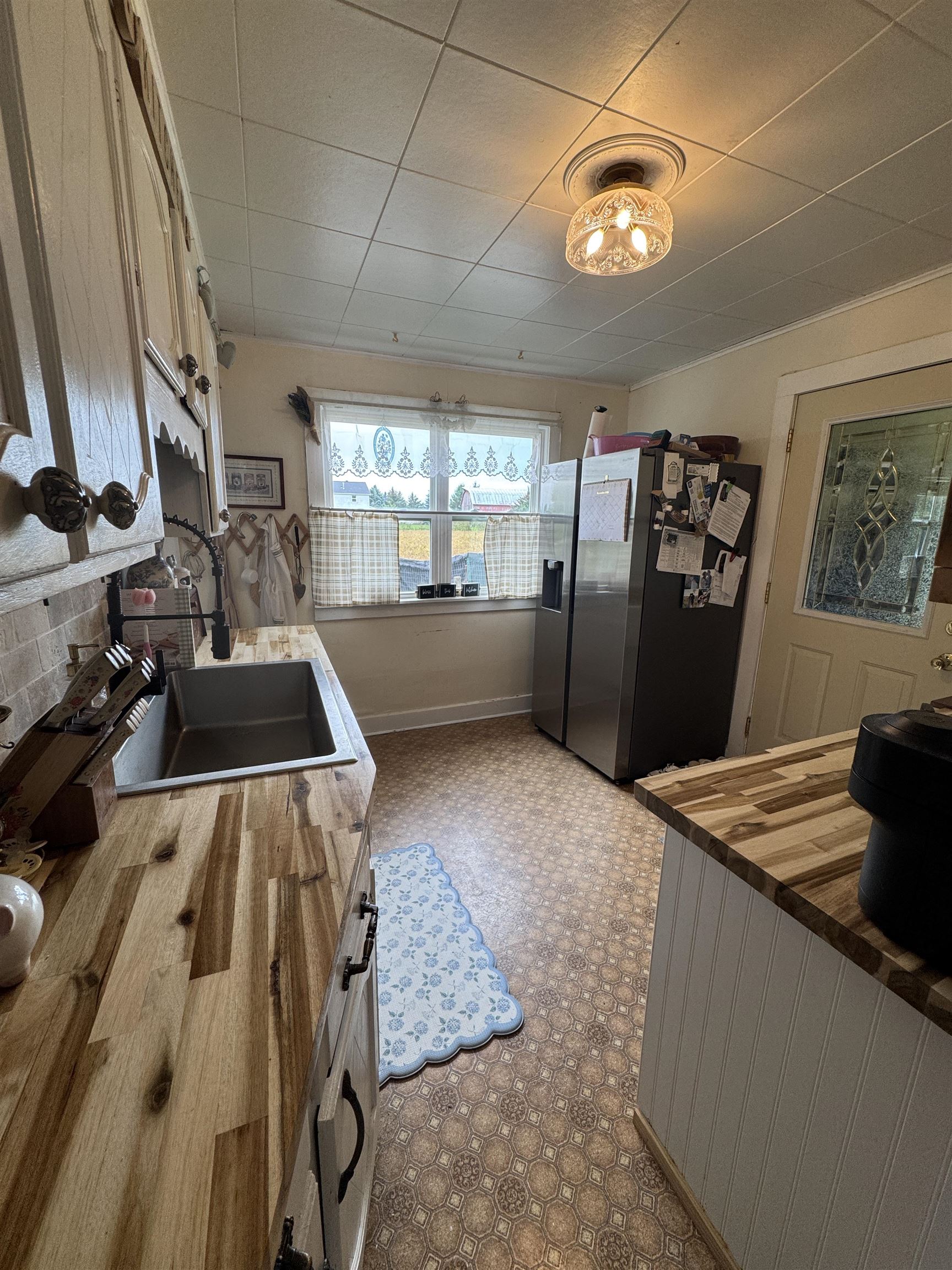 N7850 Douglas Street Ripon, WI 54971 - Photo 6 of 17 Gallery Image 6