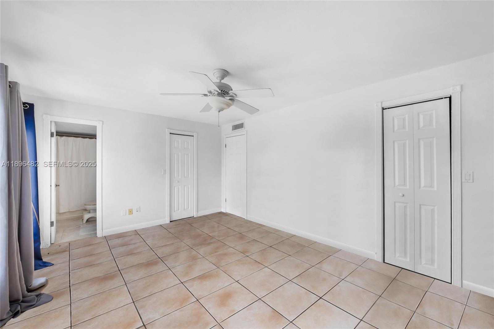 6545 Indian Creek Drive, Unit 504 Miami Beach, FL 33141 - Photo 33 of 38