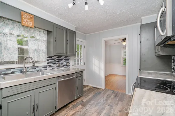 $1,800 | 1005 Home Trail, Gastonia, NC 28052