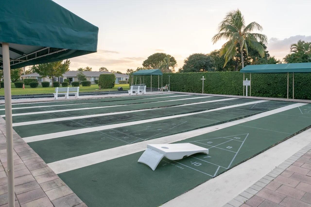 20866 Vinesta Circle Boca Raton, FL 33433 - Photo 22 of 22 Shufflebal Club