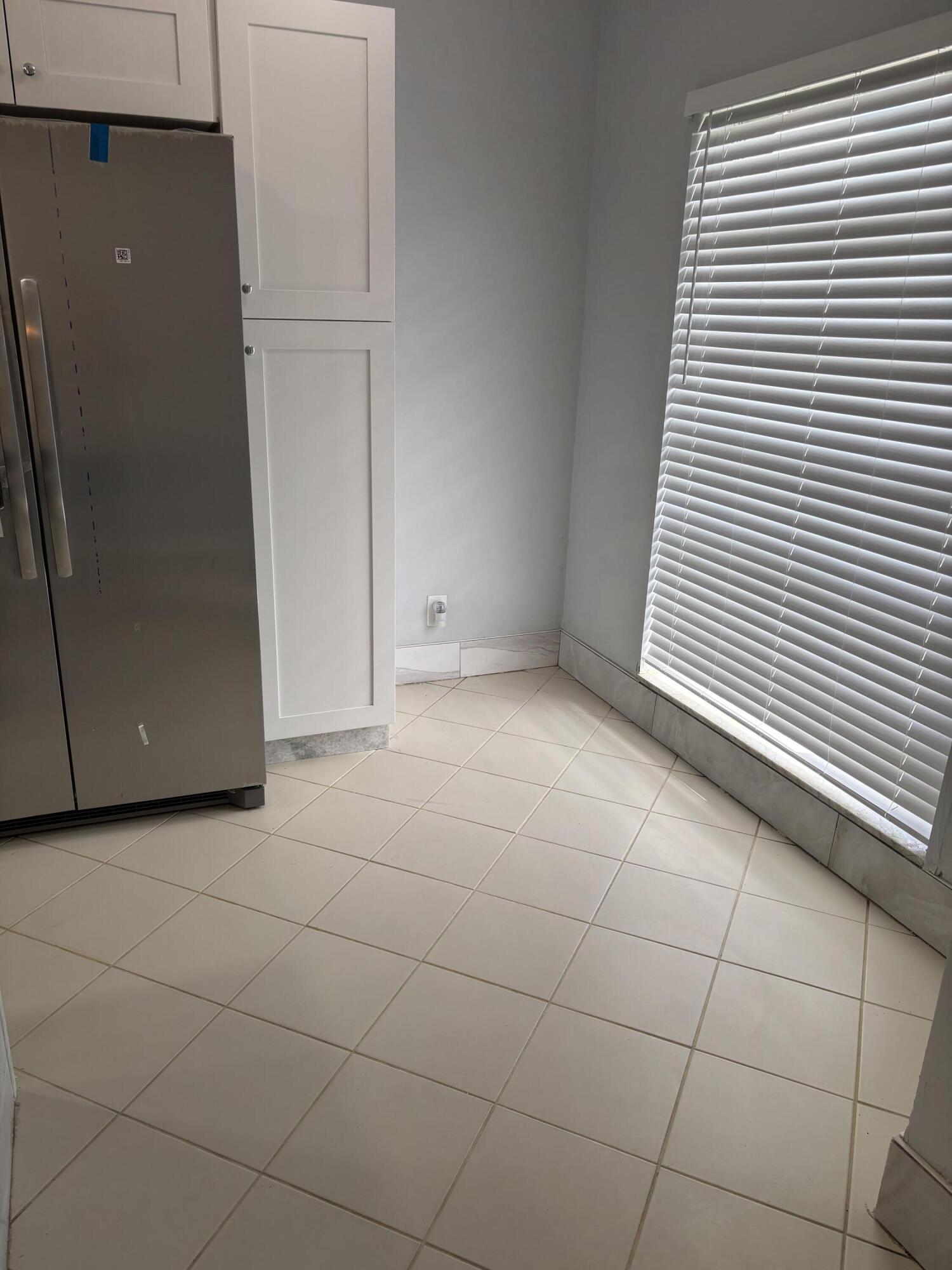 20866 Vinesta Circle Boca Raton, FL 33433 - Photo 3 of 22 IMG_4344