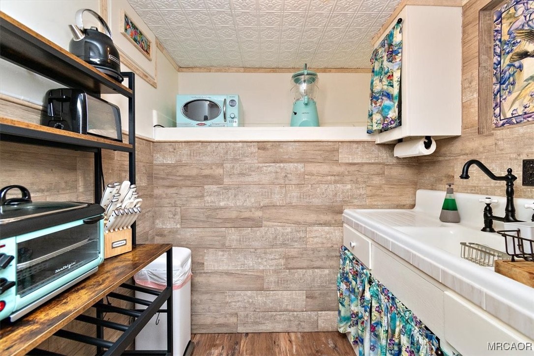 329 Summit Road Lake Arrowhead, CA 92352 - Photo 41 of 50 a bathroom with a sink and a mirror