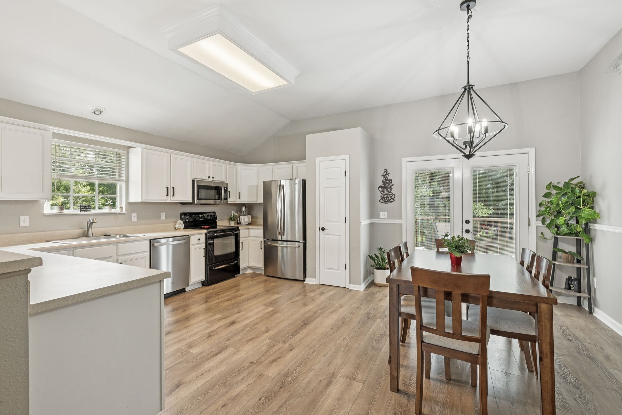 4012 Amber Way Spring Hill, TN 37174 - Photo 8 of 35 Gallery Image 8