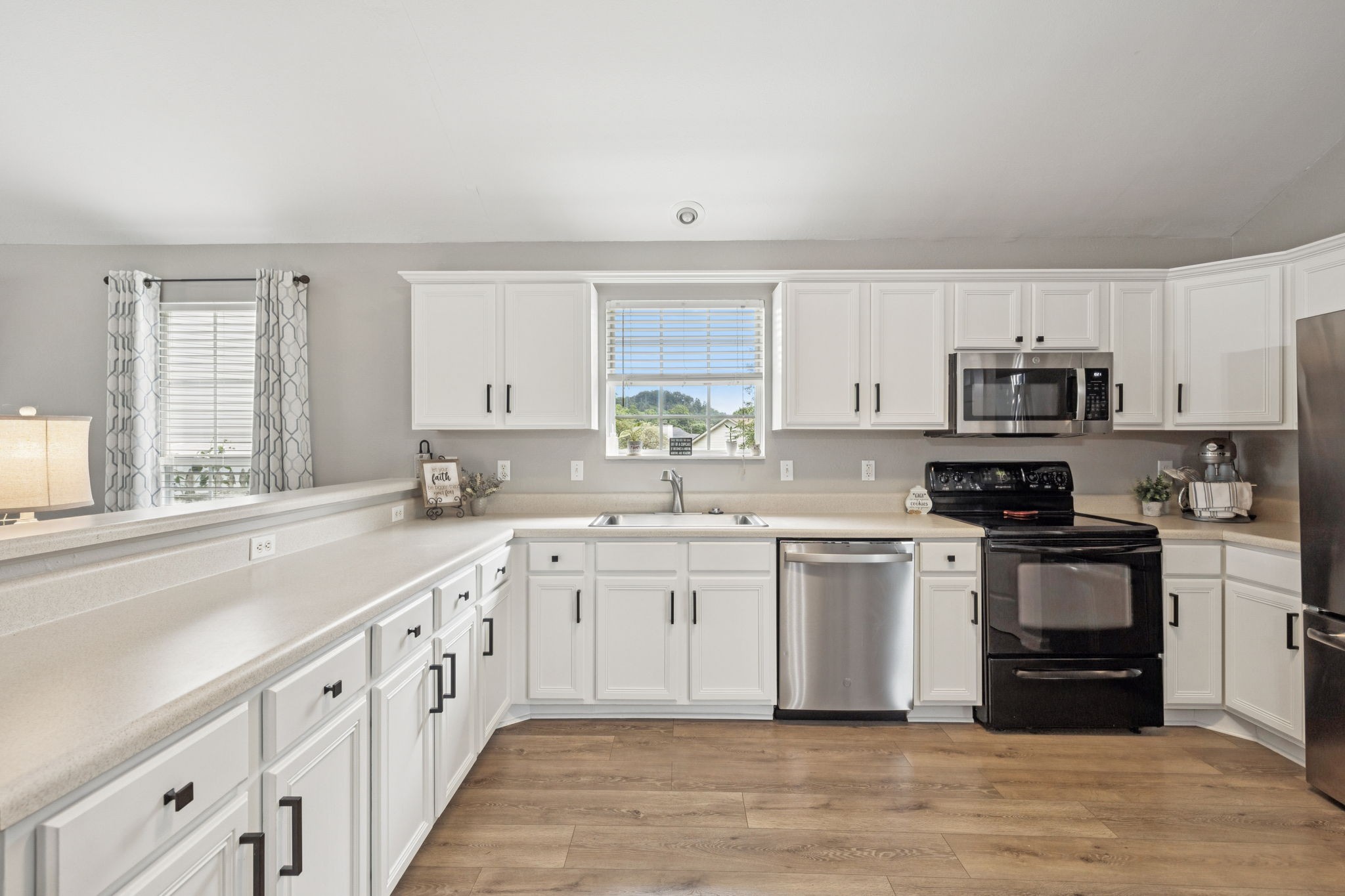 4012 Amber Way Spring Hill, TN 37174 - Photo 10 of 35 Gallery Image 10