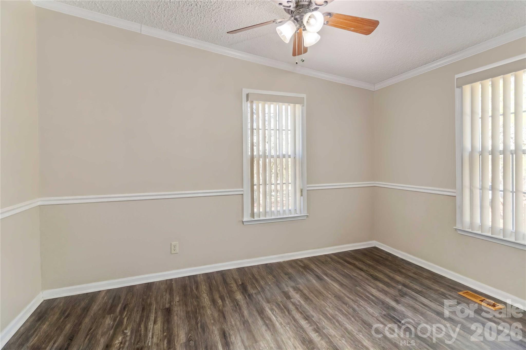 482 Pine Road Jefferson, SC 29718 - Photo 31 of 39 an empty room with a window