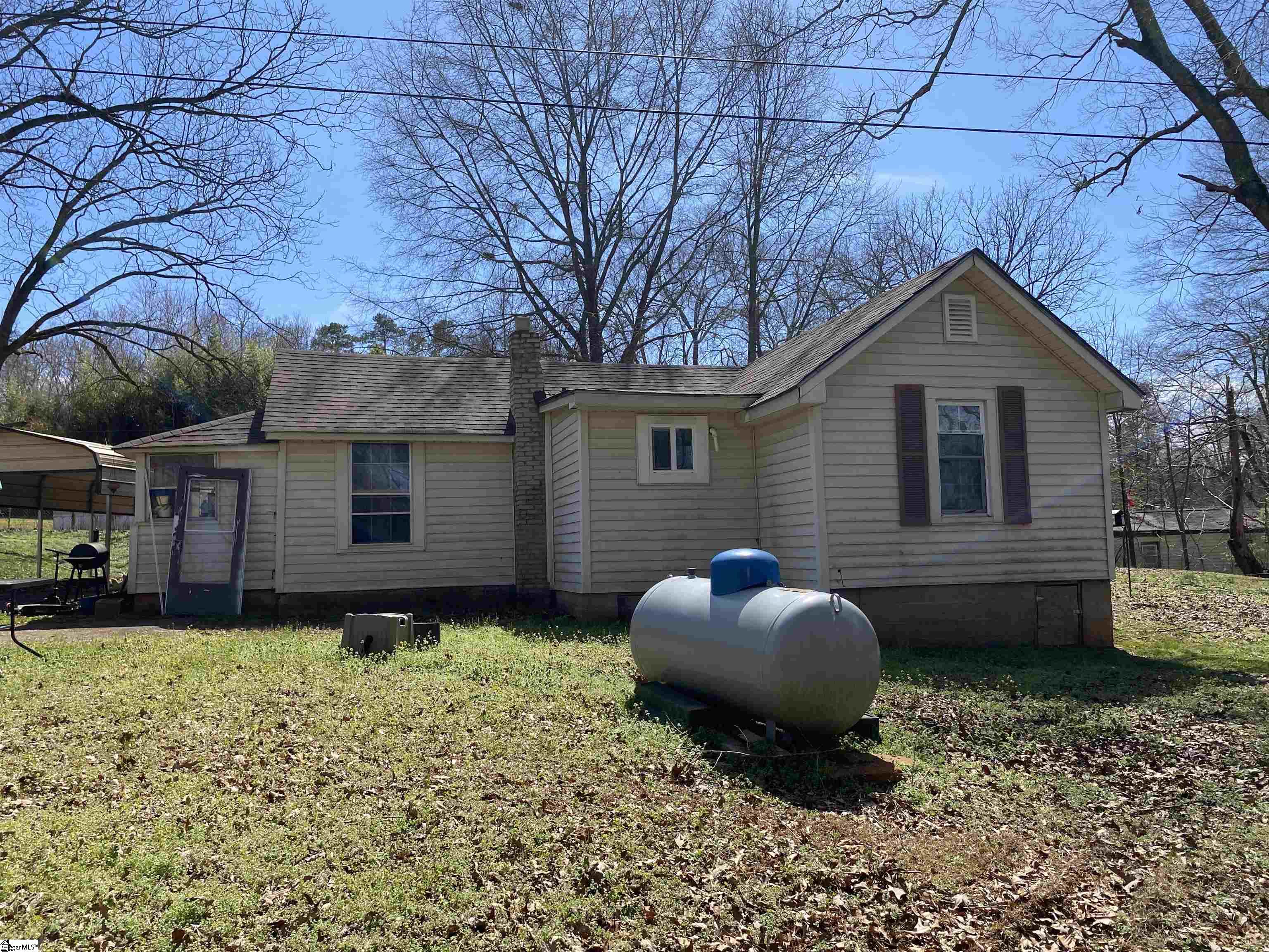 2559 John Dodd Road Wellford, SC 29385 - Photo 6 of 17