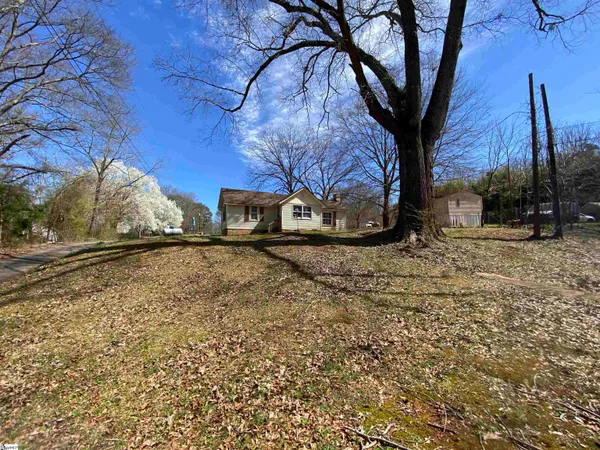 $510,000 | 2559 John Dodd Road, Wellford, SC 29385