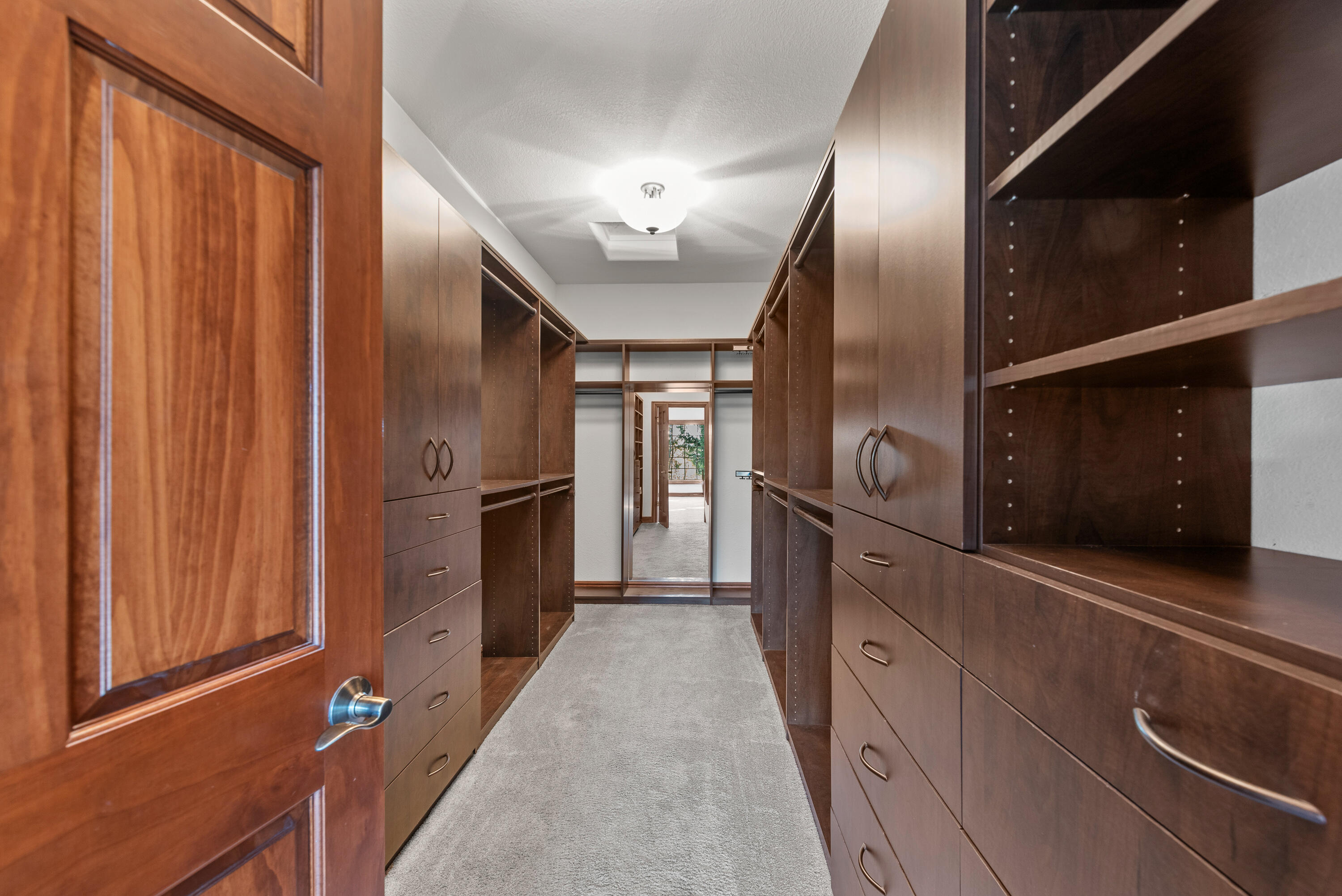142 Preserve Court Grafton, WI 53024 - Photo 12 of 34 Main ensuite walkin closet