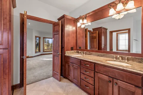 $1,060,000 | 142 Preserve Court, Grafton, WI 53024