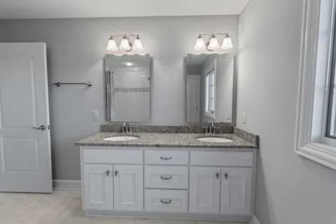 $1,060,000 | 142 Preserve Court, Grafton, WI 53024