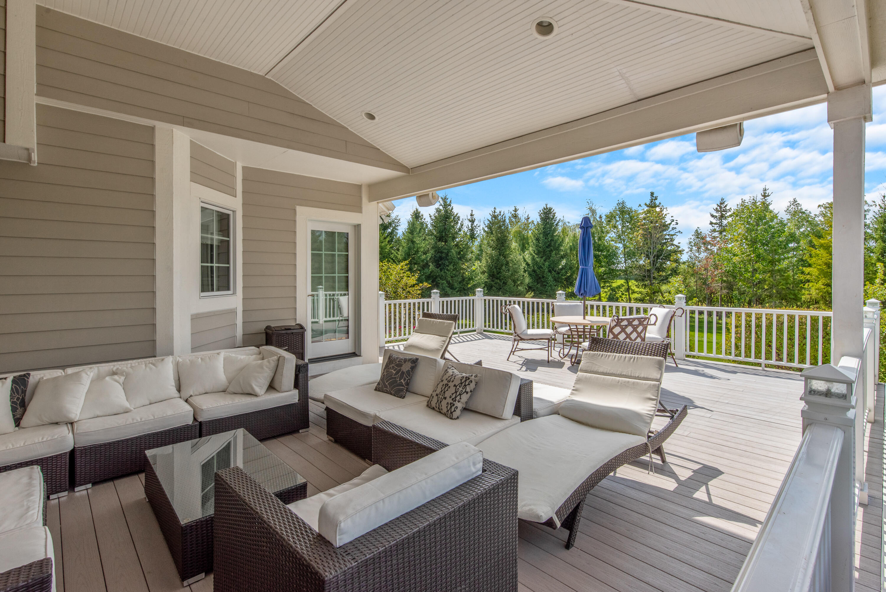 142 Preserve Court Grafton, WI 53024 - Photo 27 of 34 Great outdoor entertaining space