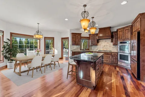 $1,060,000 | 142 Preserve Court, Grafton, WI 53024