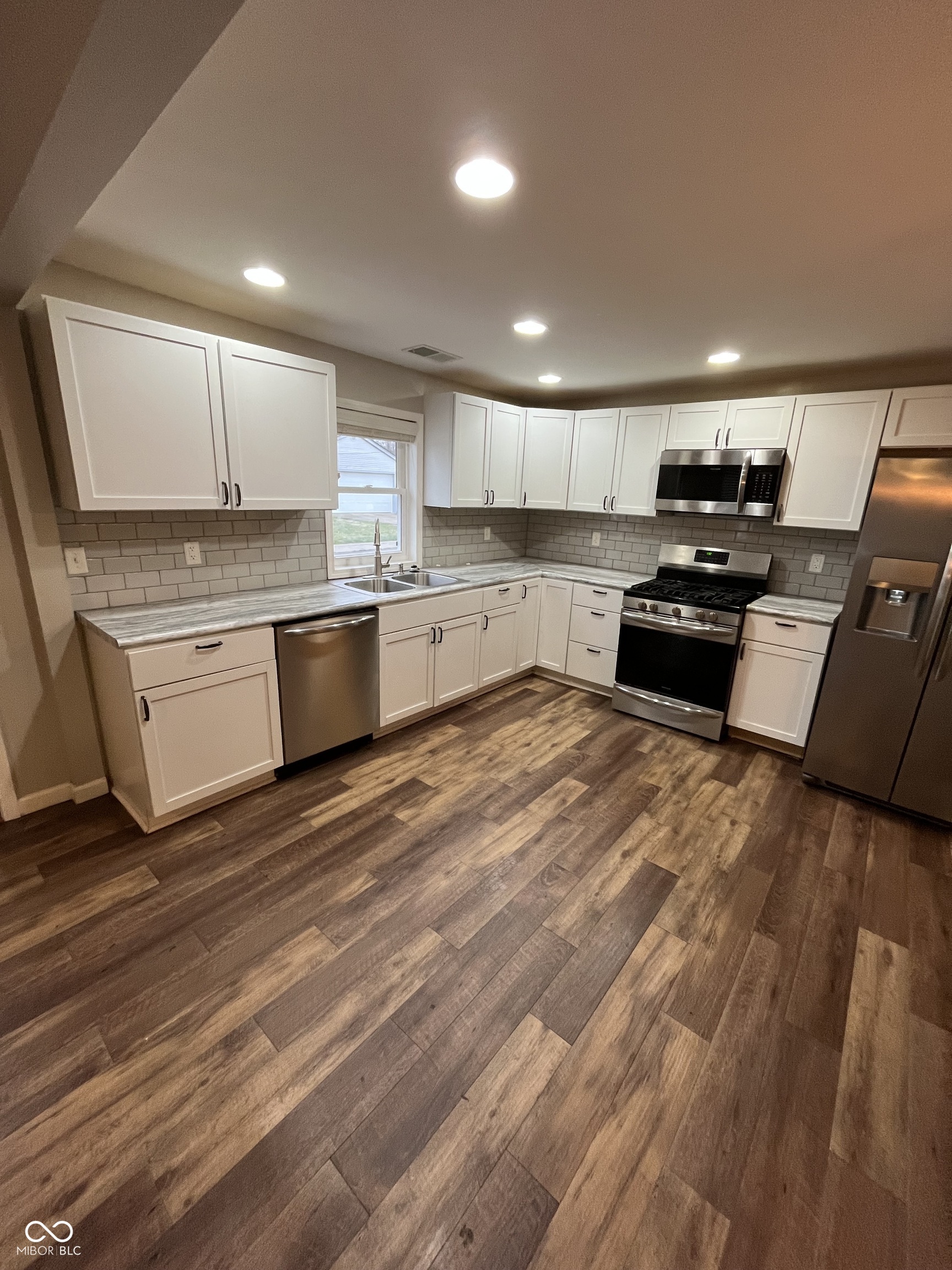 1220 Iowa Street Columbus, IN 47201 - Photo 9 of 9