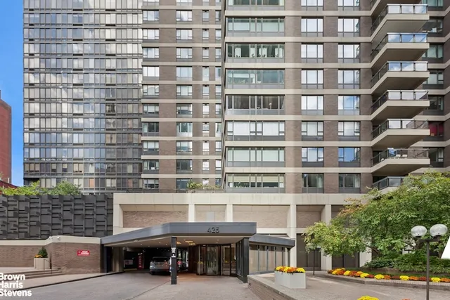 $1,675,000 | 425 East 58th Street, Unit 16B | Sutton Place