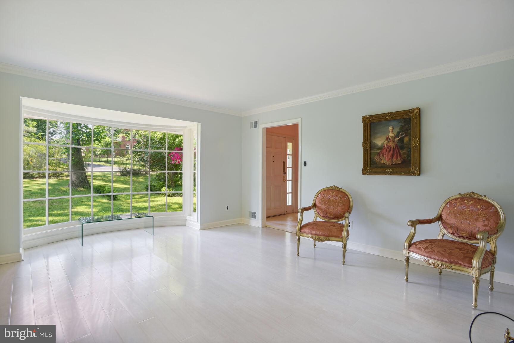 8430 Brook Road McLean, VA 22102 - Photo 8 of 20 Lots of living room light!