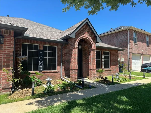 $2,250 | 5028 Coral Cove, Denton, TX 76210