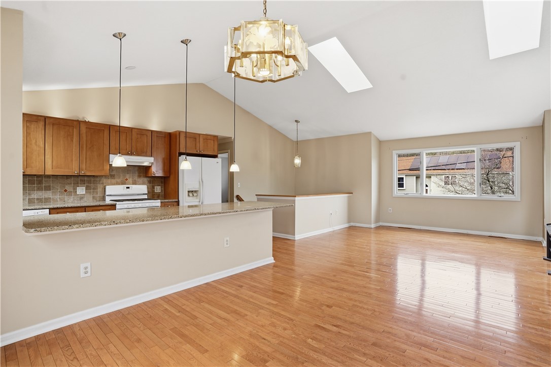 77 Valley View Drive Cranston, RI 02921 - Photo 15 of 49