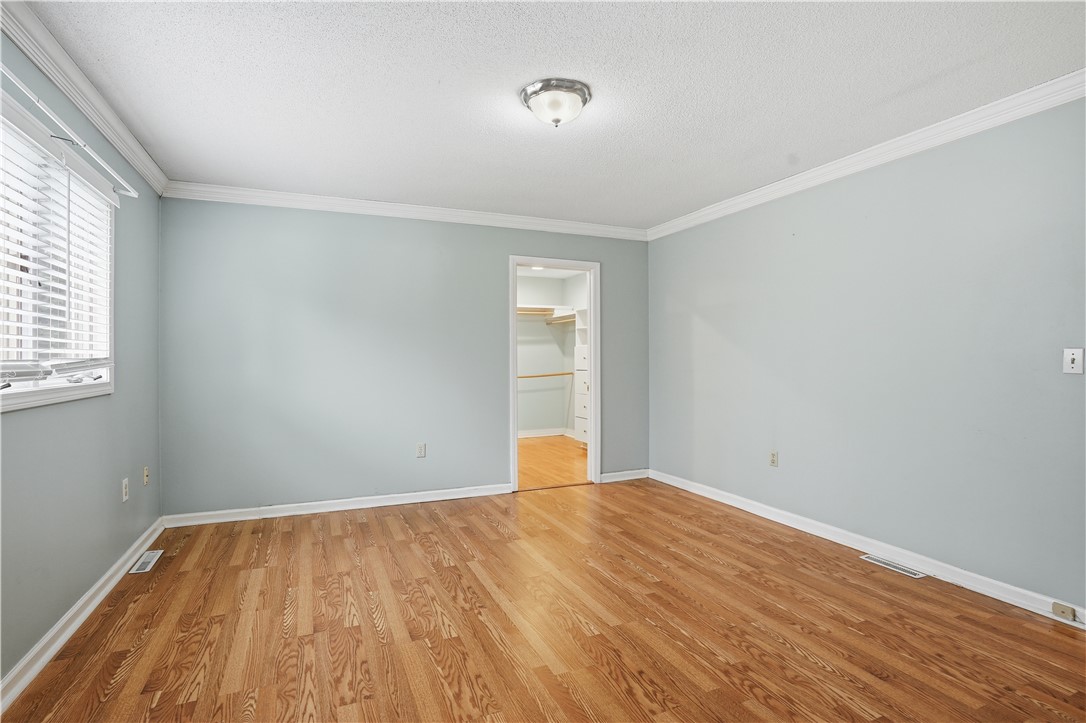77 Valley View Drive Cranston, RI 02921 - Photo 25 of 49