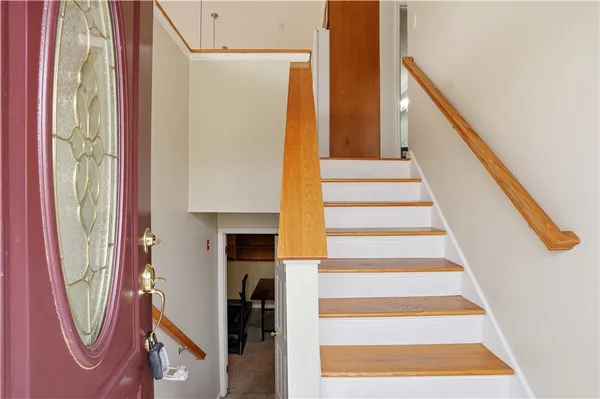 $549,999 | 77 Valley View Drive, Cranston, RI 02921