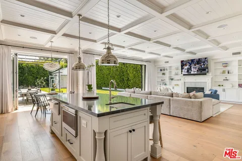 $7,250,000 | 981 Amherst Avenue, Los Angeles, CA 90049