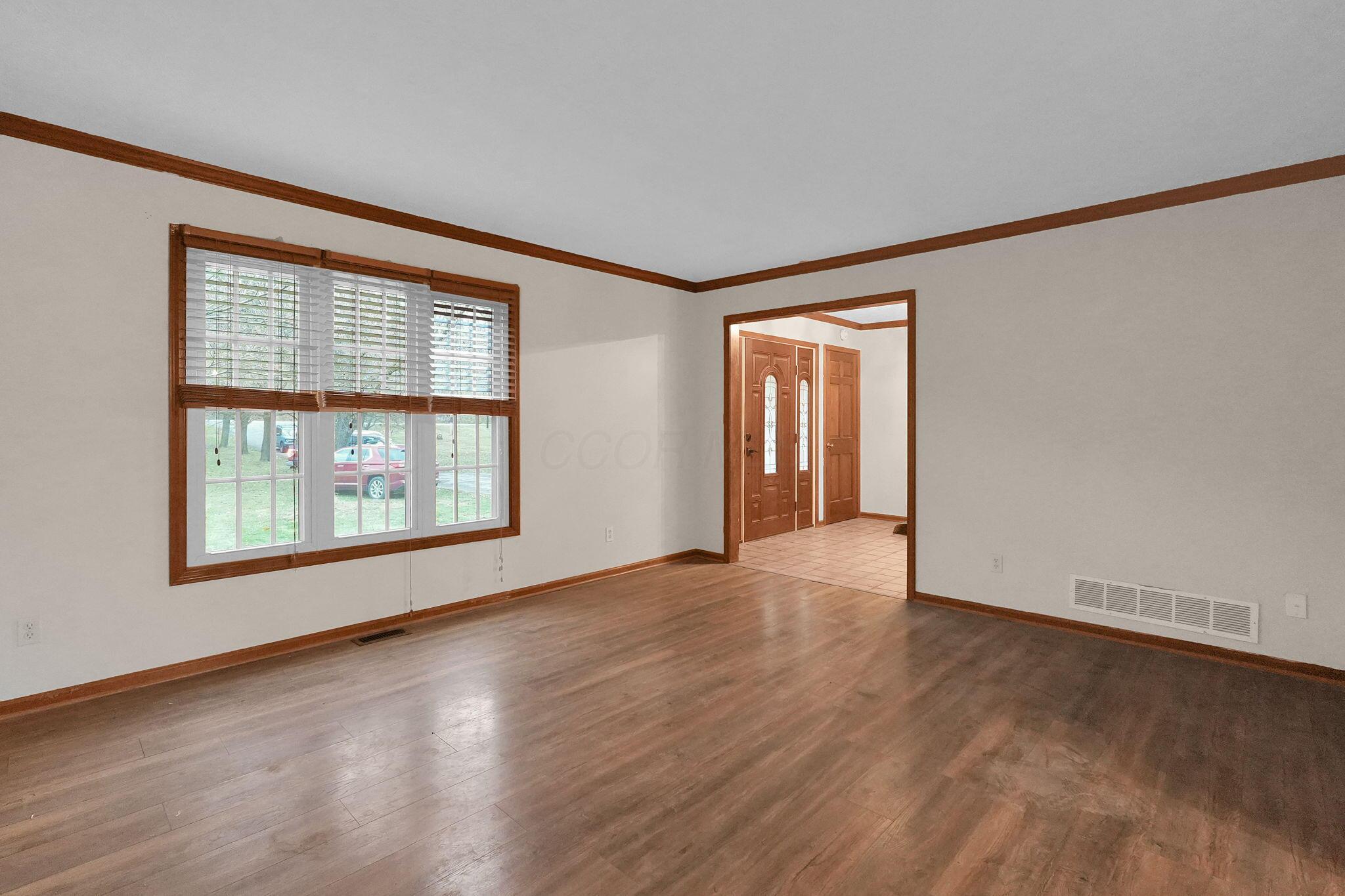 4350 Headleys Mill Road Southwest Pataskala, OH 43062 - Photo 6 of 51 6