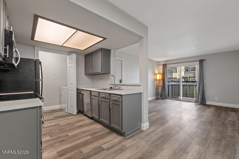 555 East Patriot Boulevard, Unit 195 Reno, NV 89511 - Photo 6 of 15 555 E Patriot Blvd 195 (6 of 15)