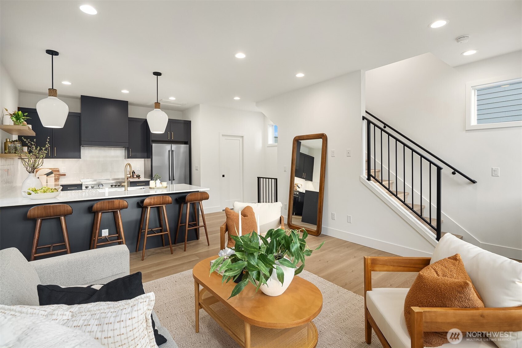 4010 Midvale Avenue North Seattle, WA 98103 - Photo 15 of 36 Gallery Image 15