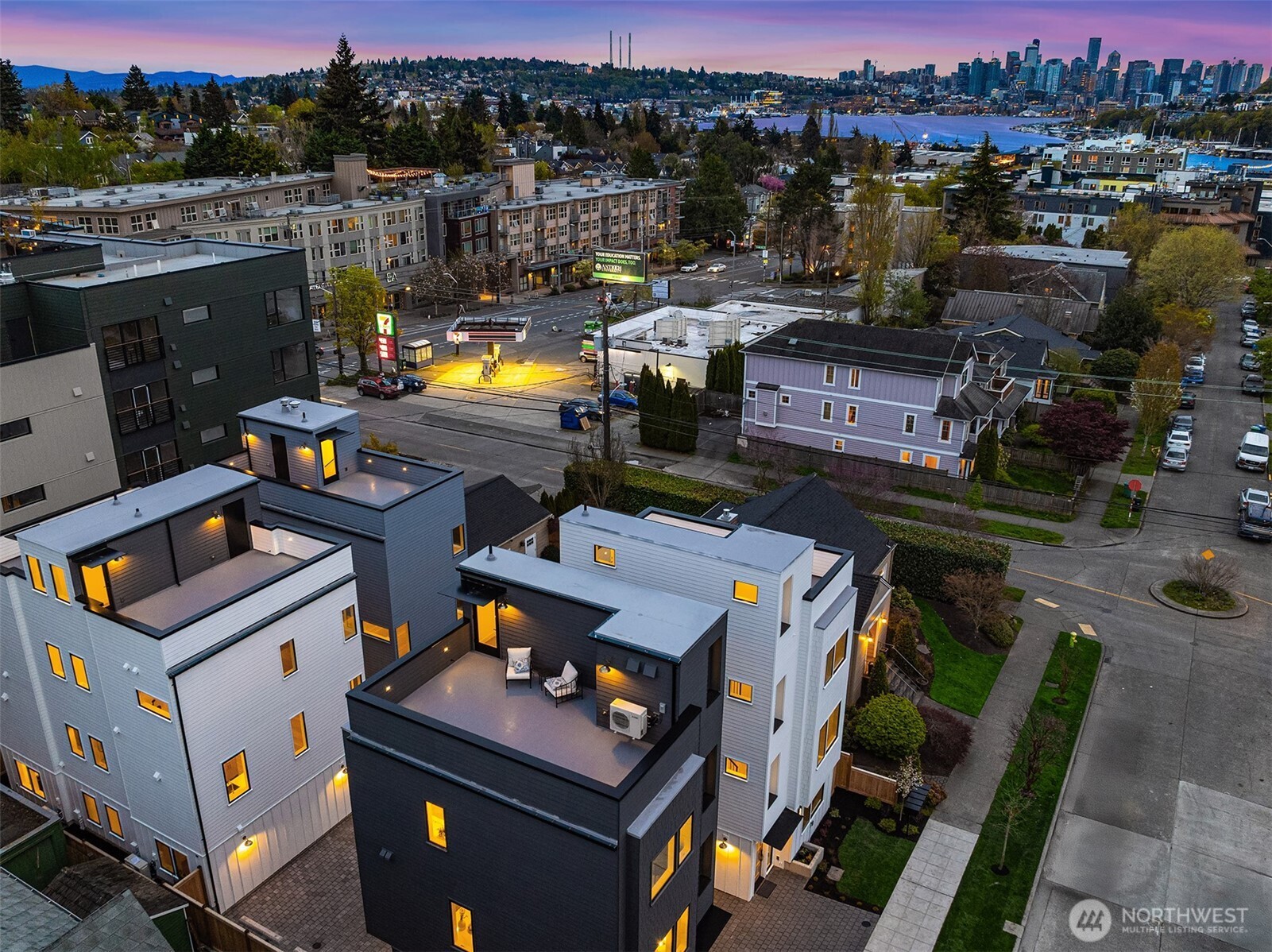 4010 Midvale Avenue North Seattle, WA 98103 - Photo 26 of 36 Gallery Image 26