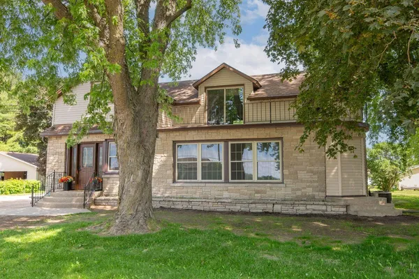 $419,900 | W3124 County Rd Y, Leroy, WI 53050
