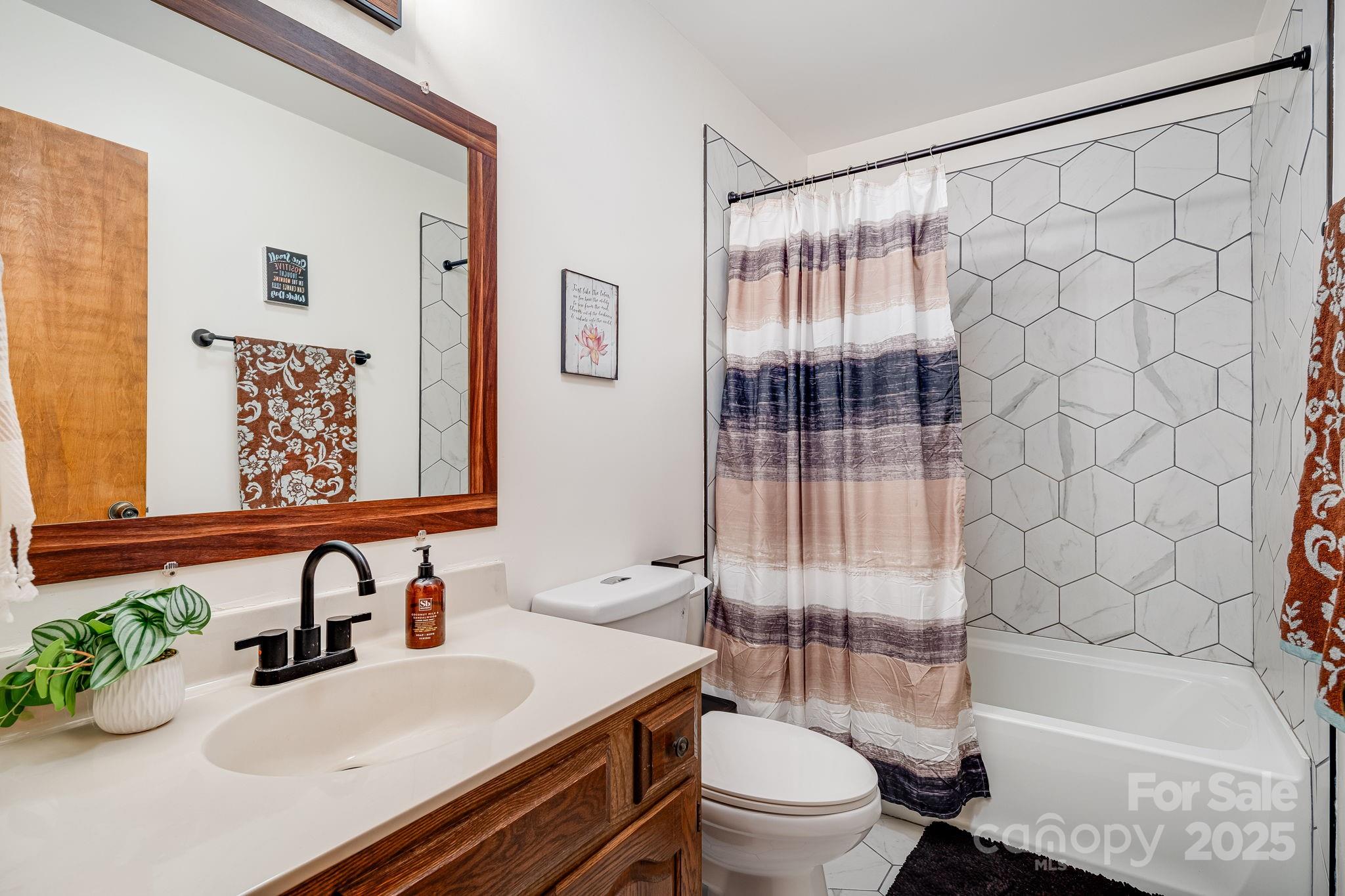 297 North Beaverdam Road Candler, NC 28715 - Photo 22 of 48