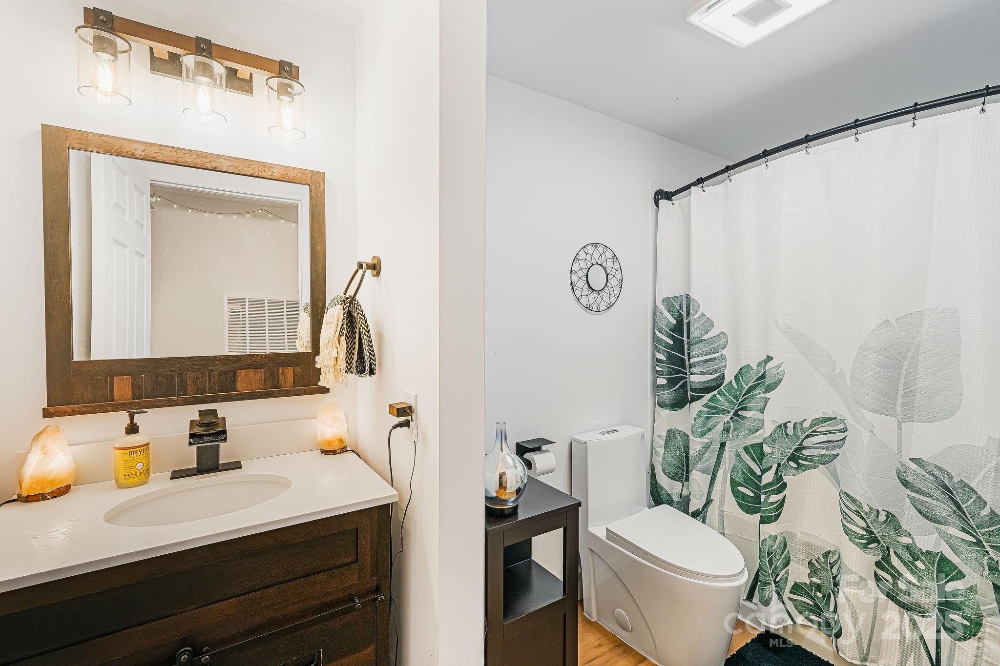 297 North Beaverdam Road Candler, NC 28715 - Photo 36 of 48