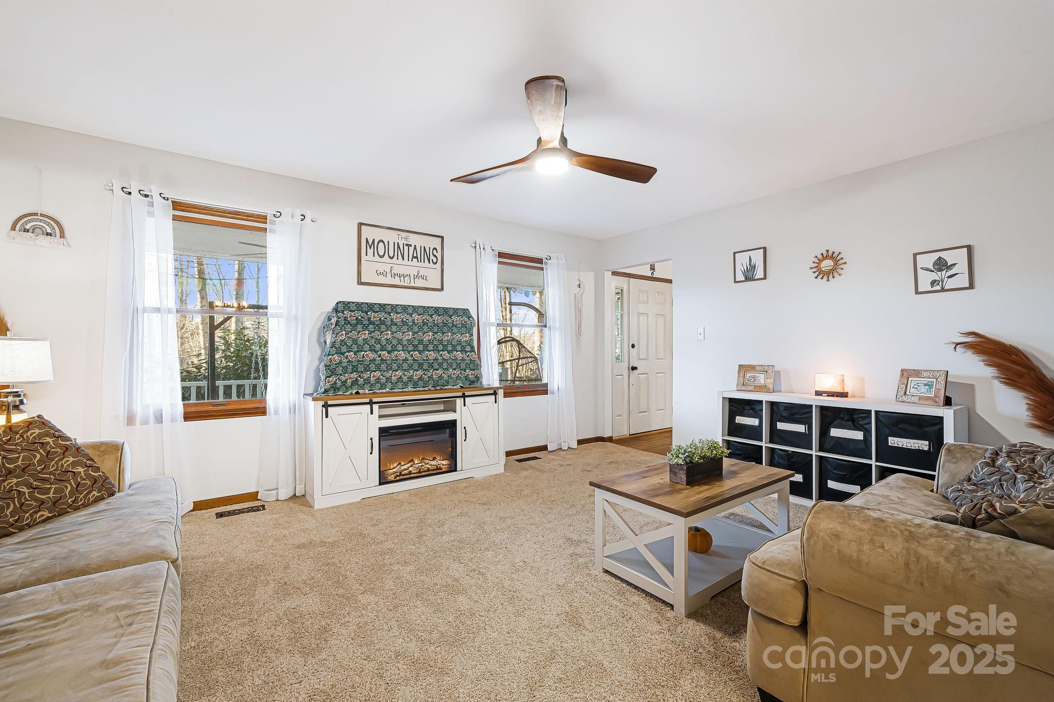 297 North Beaverdam Road Candler, NC 28715 - Photo 5 of 48