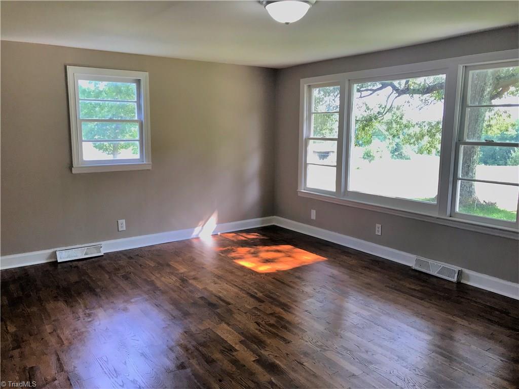 311 Brooks Road Reidsville, NC 27320 - Photo 9 of 25 Gallery Image 9