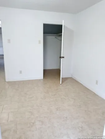 $1,150 | 755 Country Club Drive, Unit 4, Seguin, TX 78155