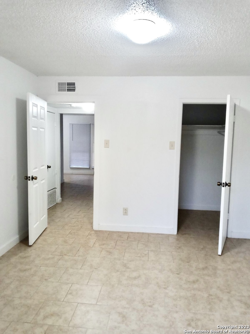 755 Country Club Drive, Unit 4 Seguin, TX 78155 - Photo 18 of 21