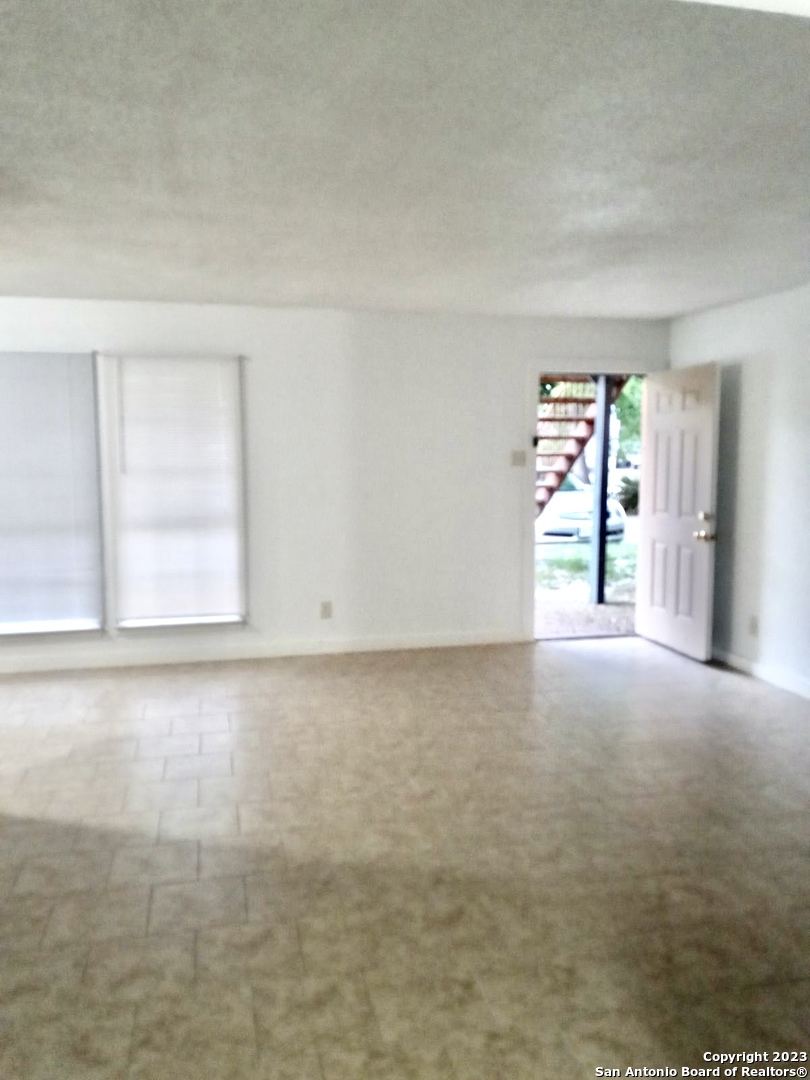 755 Country Club Drive, Unit 4 Seguin, TX 78155 - Photo 10 of 21