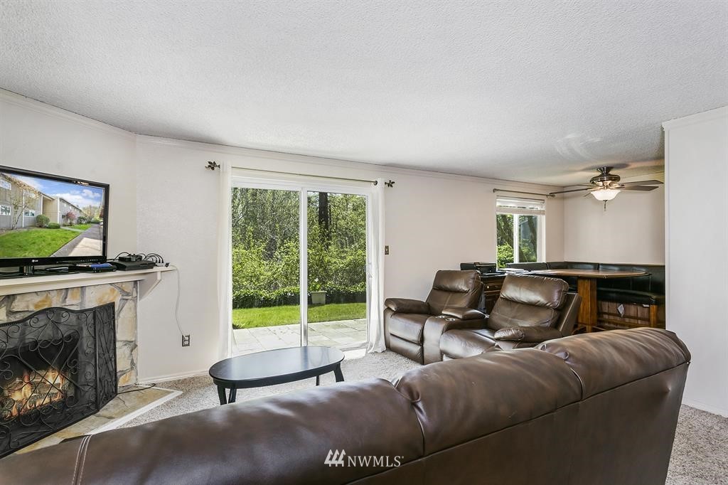 3206 Pine Road Northeast, Unit C6 Bremerton, WA 98310 - Photo 8 of 16 Gallery Image 8
