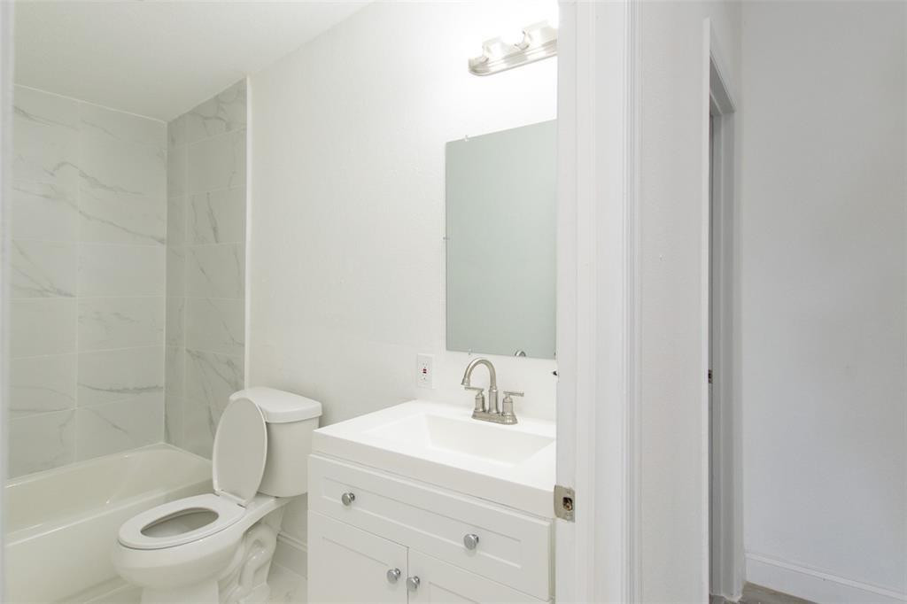 1108 West 30th Street Riviera Beach, FL 33404 - Photo 12 of 22 Photo 12