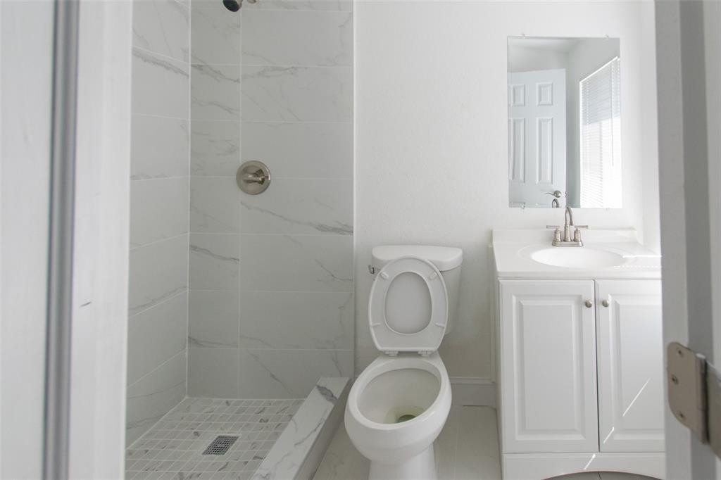 1108 West 30th Street Riviera Beach, FL 33404 - Photo 4 of 22 Photo 4