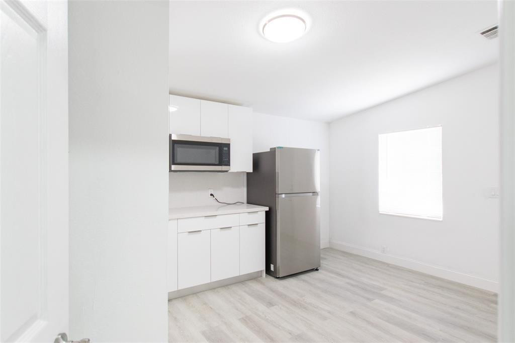 1108 West 30th Street Riviera Beach, FL 33404 - Photo 7 of 22 Photo 7