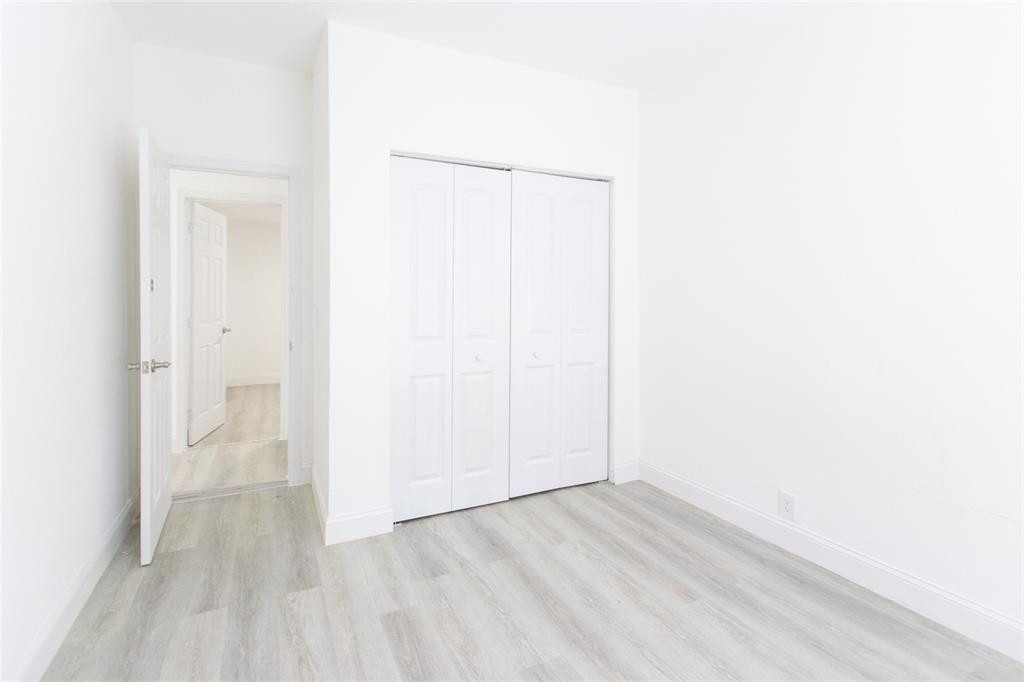 1108 West 30th Street Riviera Beach, FL 33404 - Photo 9 of 22 Photo 9