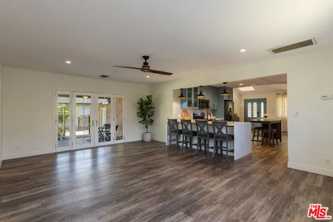 $899,000 | 8362 Shirley Avenue, Northridge, CA 91324