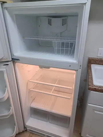 $1,000 | 13693 Orange Sunset Drive, Unit 102, Tampa, FL 33618