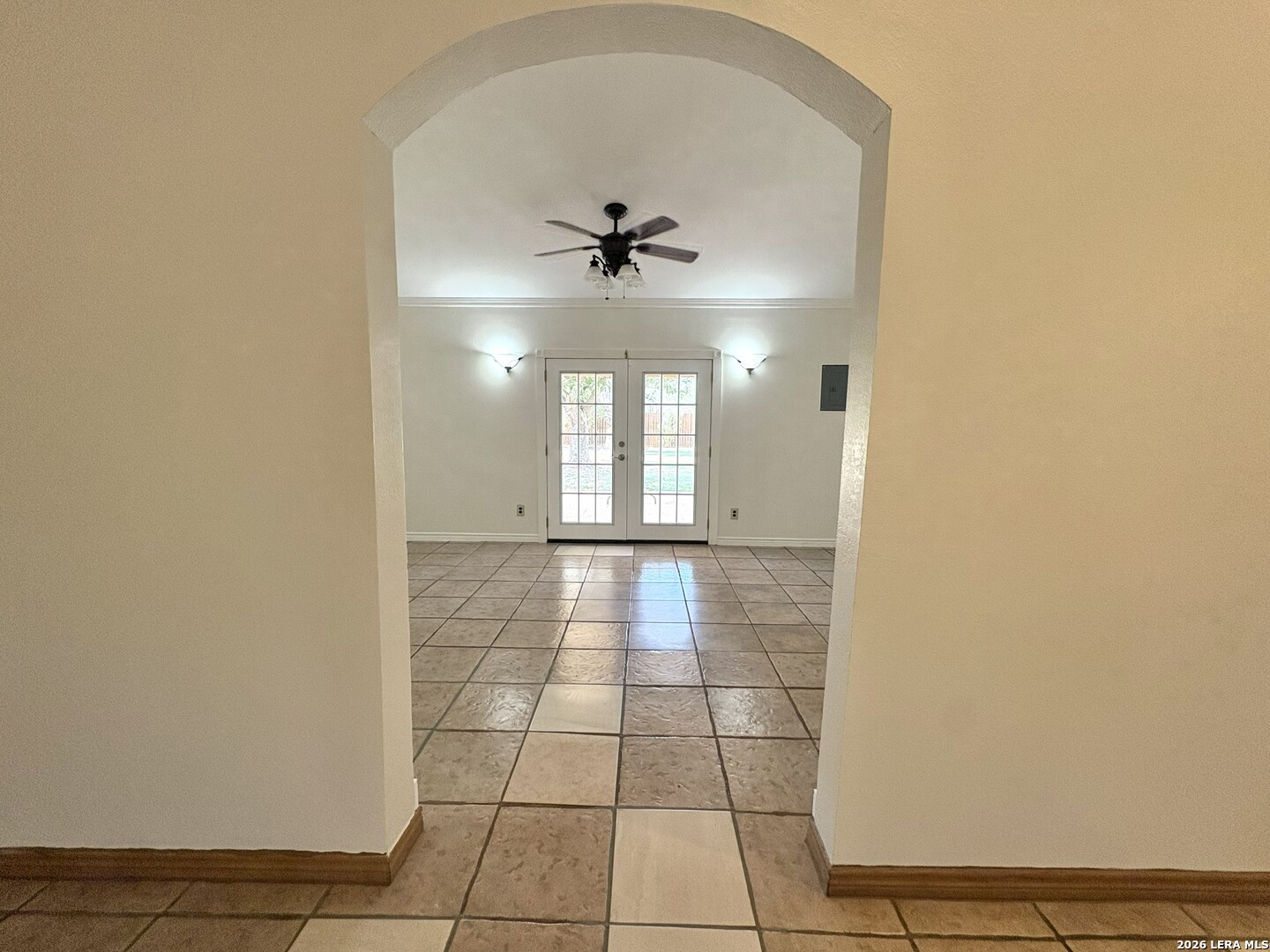 42 Mobile Road Cotulla, TX 78014 - Photo 5 of 24 Gallery Image 5