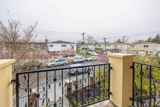 $1,999,000 | 63-39 136th Street | Queensboro Hill