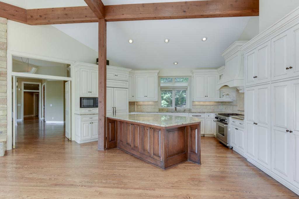 2925 Gale Road Wayzata, MN 55391 - Photo 8 of 28