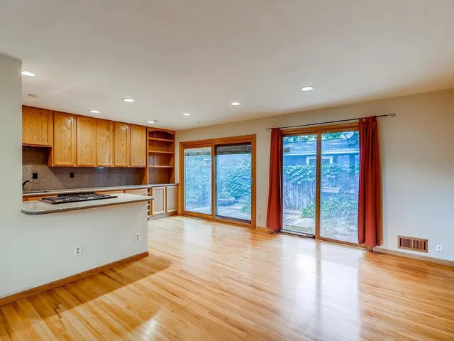 $675,000 | 6328 Peacedale Avenue, Edina, MN 55424