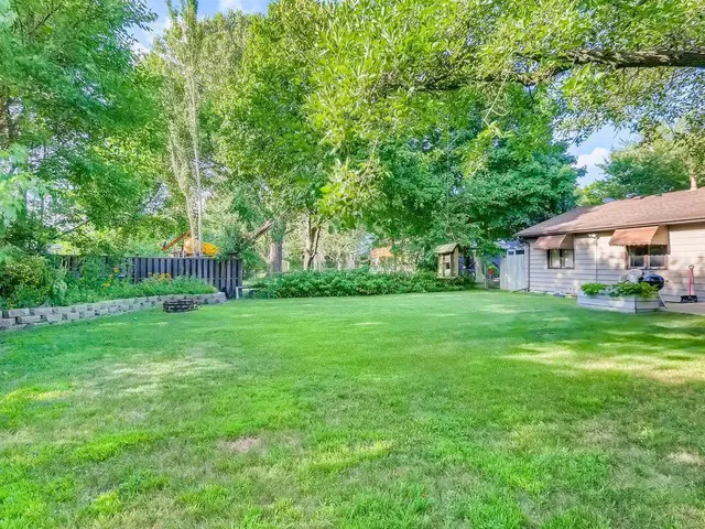 $675,000 | 6328 Peacedale Avenue, Edina, MN 55424