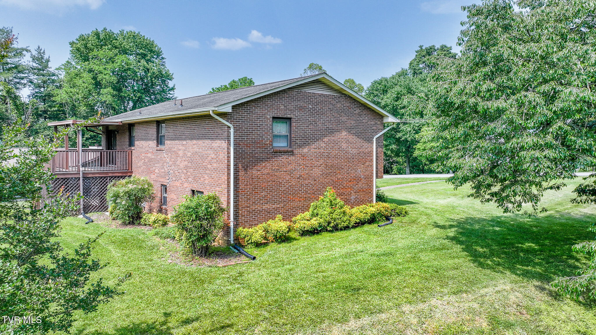 1000 Amersham Road Kingsport, TN 37660 - Photo 26 of 30 DJI_20250602084047_0540_D-HDR