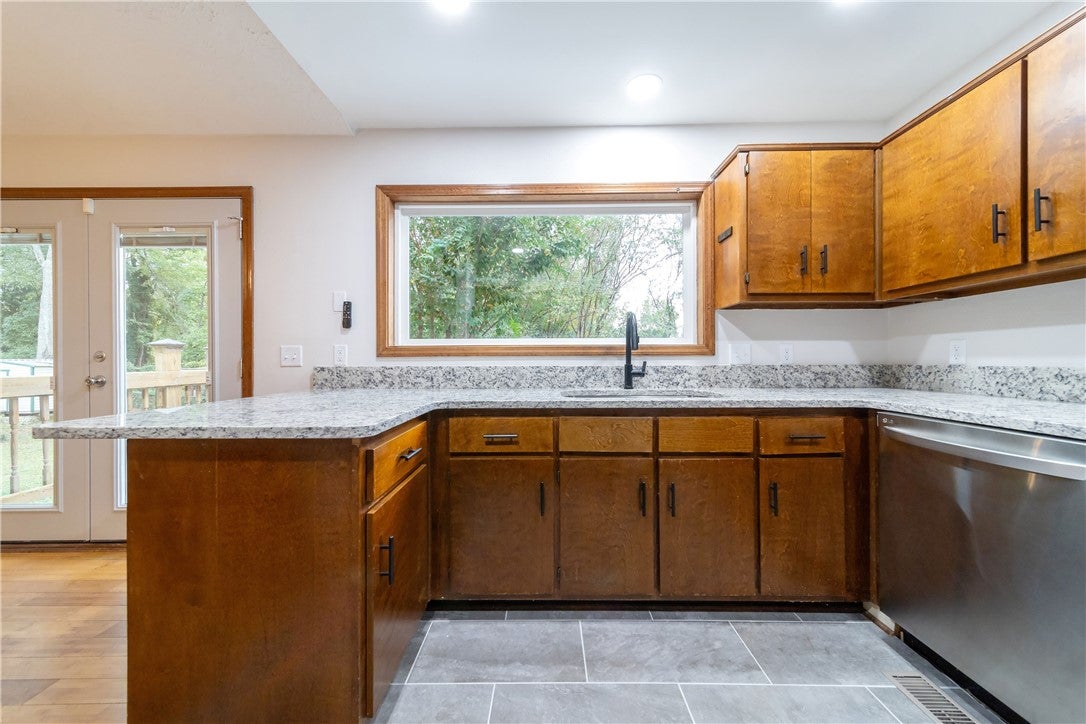 1000 Stage Road Auburn, AL 36830 - Photo 10 of 36 Gallery Image 10